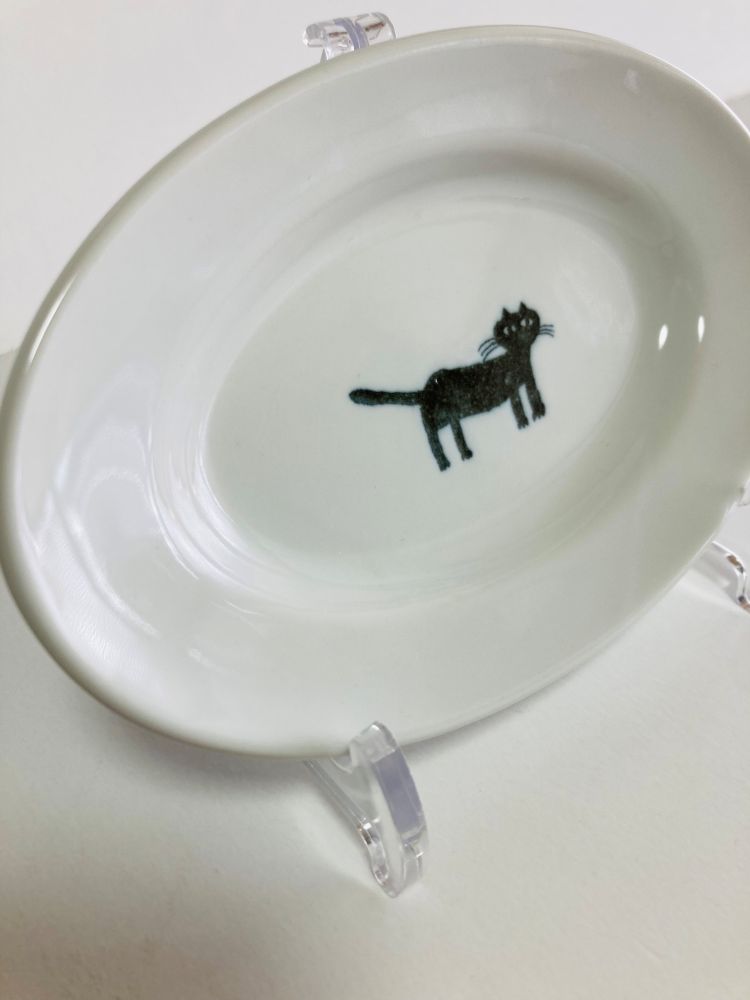 トラネコボンボン 猫の楕円皿(小)