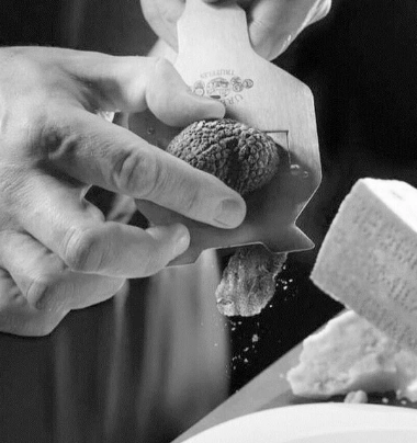 ★数量限定★ URBANI 黒トリュフ　ボンボンチョコレート