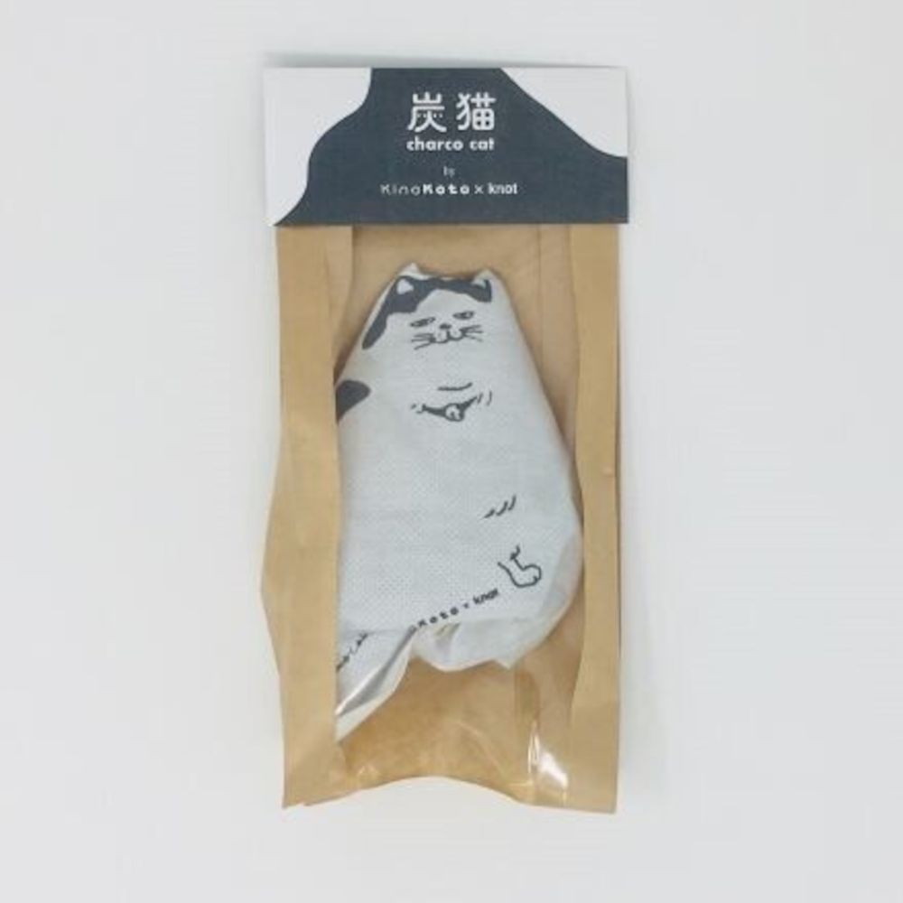 炭猫 チャコキャット